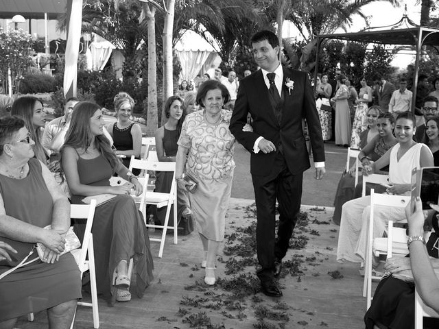 La boda de Fernando y Patricia en Alzira, Valencia 30