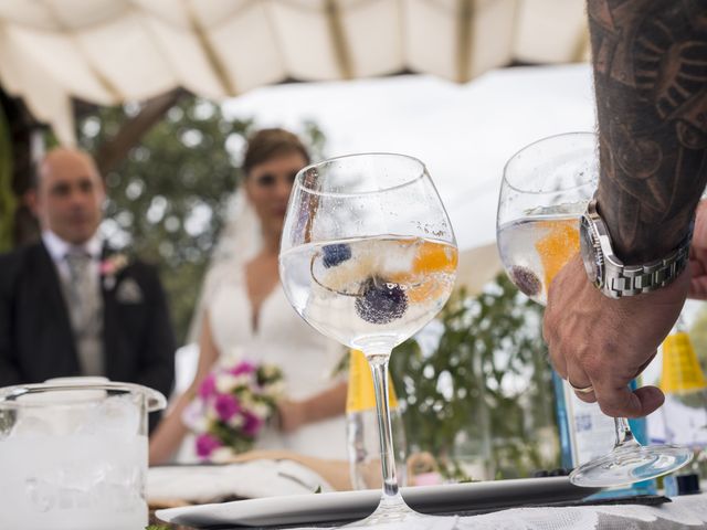 La boda de Raúl y Leire en Lezama, Álava 24