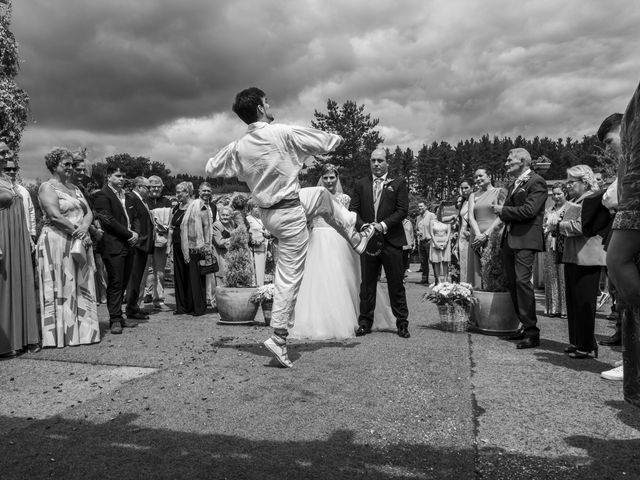 La boda de Raúl y Leire en Lezama, Álava 26