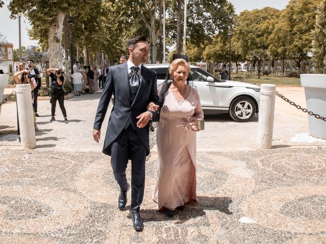 La boda de Fernando y Rocío en Alcala De Guadaira, Sevilla 30