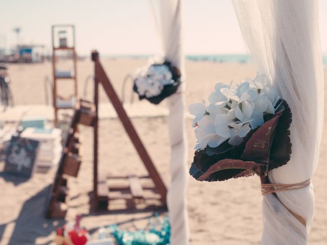 La boda de Alex y Lidia en El Prat De Llobregat, Barcelona 5