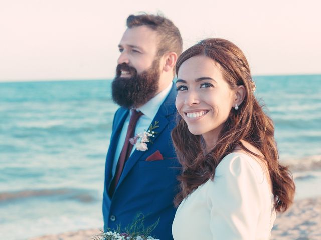 La boda de Alex y Lidia en El Prat De Llobregat, Barcelona 15