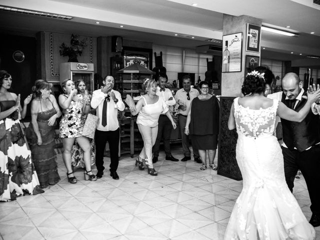 La boda de Juan y Gemma en La Carolina, Jaén 32