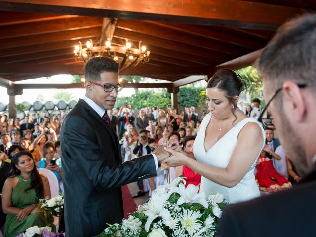 La boda de Daniel y Cristina en Torrejon De La Calzada, Madrid 1