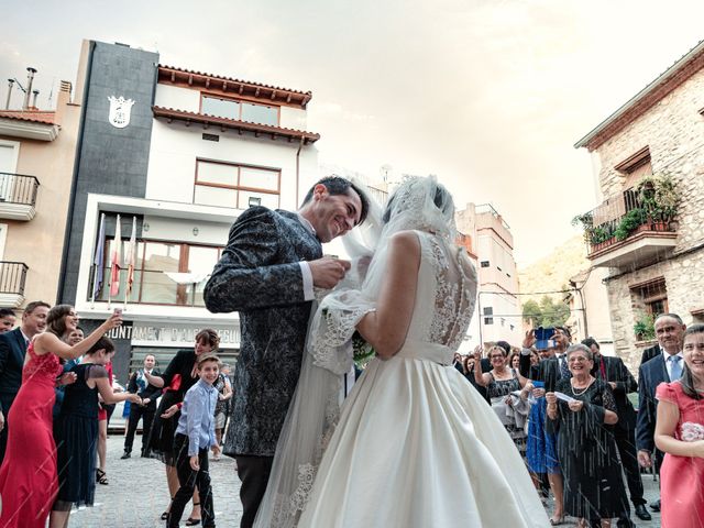 La boda de Jesús y Beatriz en L&apos; Alcora, Castellón 23