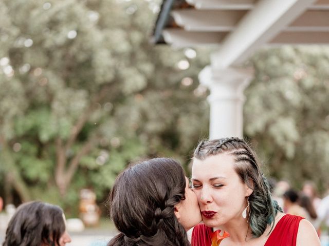 La boda de Elisa y Paula en Navalafuente, Madrid 15