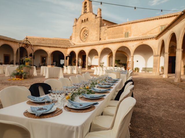 La boda de Xavi y Valeria en Porreres, Islas Baleares 53