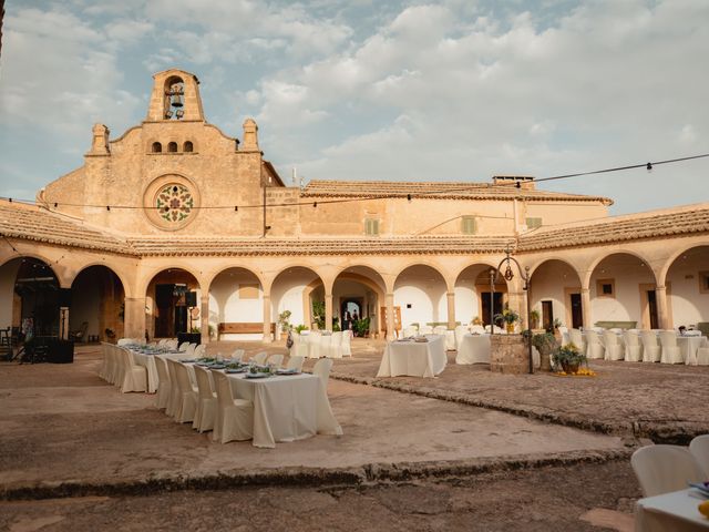 La boda de Xavi y Valeria en Porreres, Islas Baleares 55