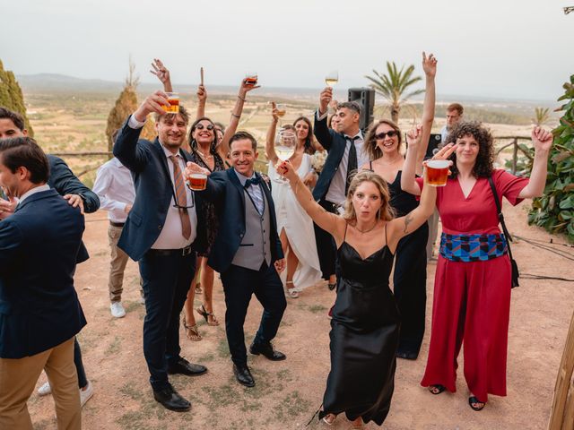 La boda de Xavi y Valeria en Porreres, Islas Baleares 79