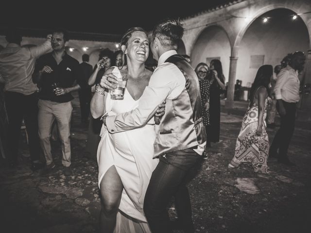 La boda de Xavi y Valeria en Porreres, Islas Baleares 144