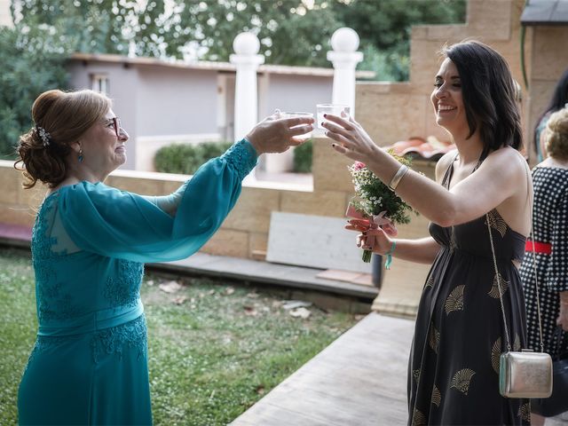 La boda de Jorge y Cynthia en Riba-roja De Túria, Valencia 61