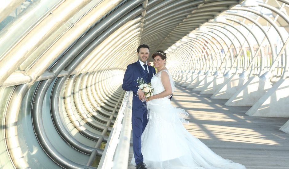 La boda de Gerardo  y Edilma  en Zaragoza, Zaragoza