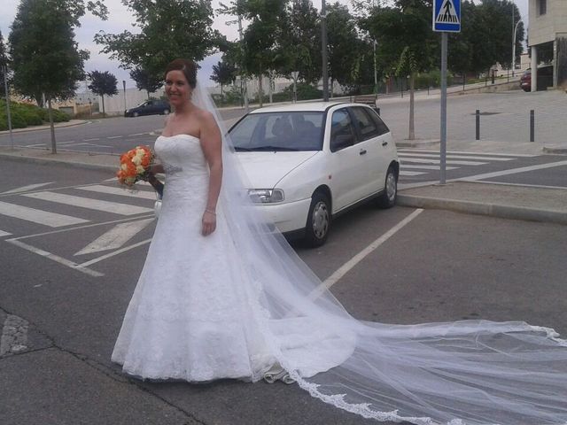 La boda de Miguel Angel y Myriam en Lleida, Lleida 19