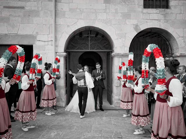 La boda de Alberto y Naiara en Vitoria-gasteiz, Álava 32