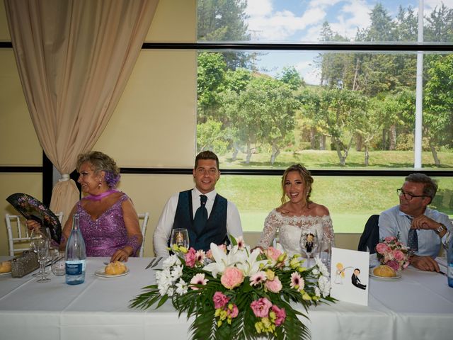 La boda de Alberto y Naiara en Vitoria-gasteiz, Álava 44