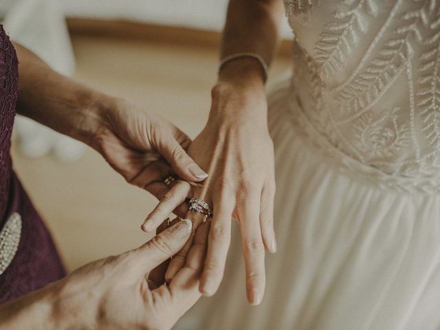 La boda de Víctor y Patricia en Vilanova Del Valles, Barcelona 52