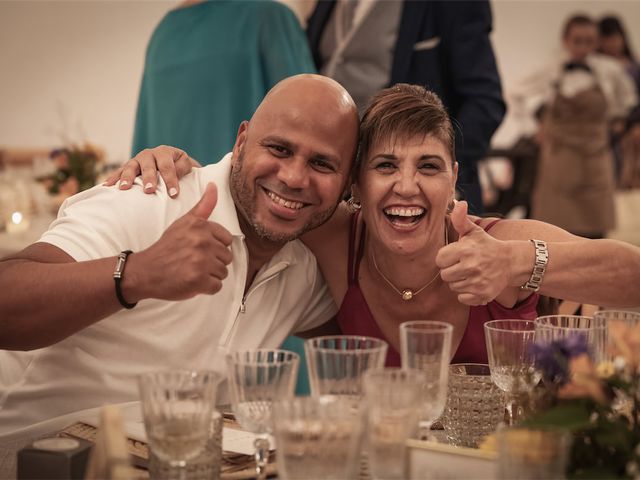 La boda de Lucas y Laia en Olocau, Valencia 107