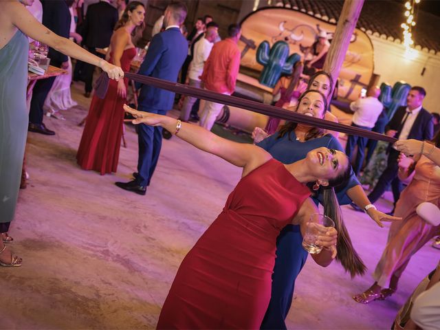 La boda de Lucas y Laia en Olocau, Valencia 139