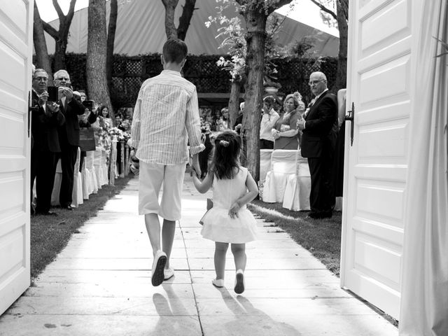 La boda de Álvaro y Esmeralda en Madrid, Madrid 16