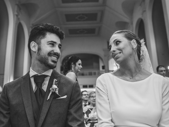 La boda de Jordi y Alba en Alacant/alicante, Alicante 27