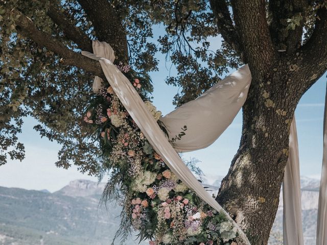 La boda de Joan y Anna en Montmajor, Barcelona 24