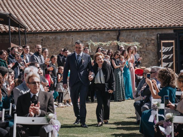 La boda de Joan y Anna en Montmajor, Barcelona 26