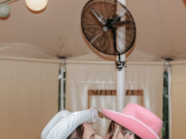 La boda de Adria y Marta en Estanyol, Girona 98