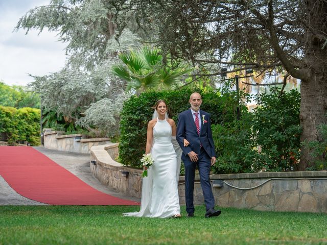 La boda de Alex y Nadia en Sant Vicenç De Montalt, Barcelona 31