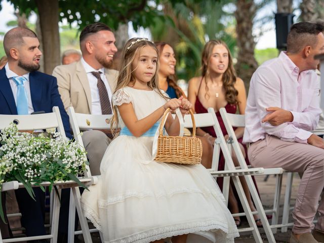 La boda de Alex y Nadia en Sant Vicenç De Montalt, Barcelona 38