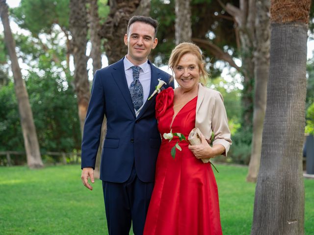 La boda de Alex y Nadia en Sant Vicenç De Montalt, Barcelona 39