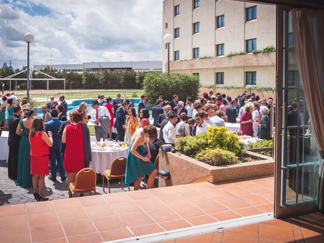 La boda de Juanlu y Beatriz en Don Benito, Badajoz 52