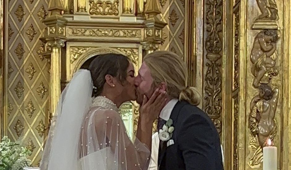 La boda de Adrian y Daniela en San Lorenzo De El Escorial, Madrid
