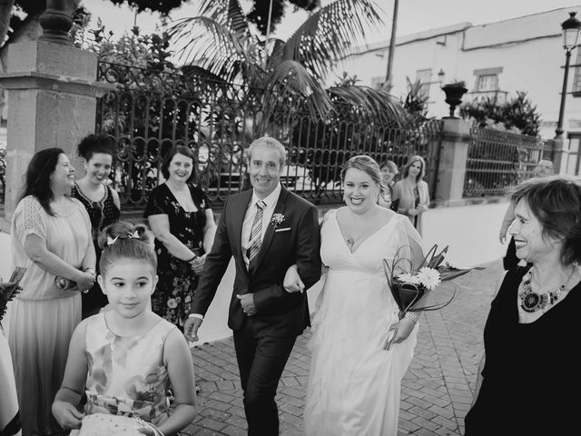 La boda de Zeneida y Cathaysa en Telde, Las Palmas 16