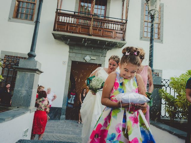 La boda de Zeneida y Cathaysa en Telde, Las Palmas 30