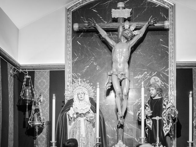 La boda de Carmen y Miguel en Alcala De Guadaira, Sevilla 24