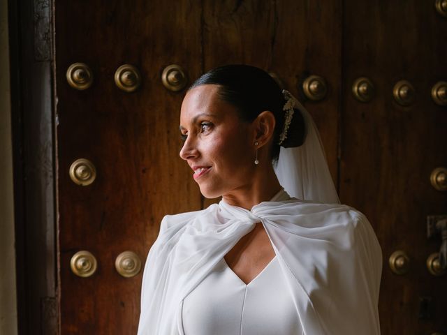 La boda de Carmen y Miguel en Alcala De Guadaira, Sevilla 29