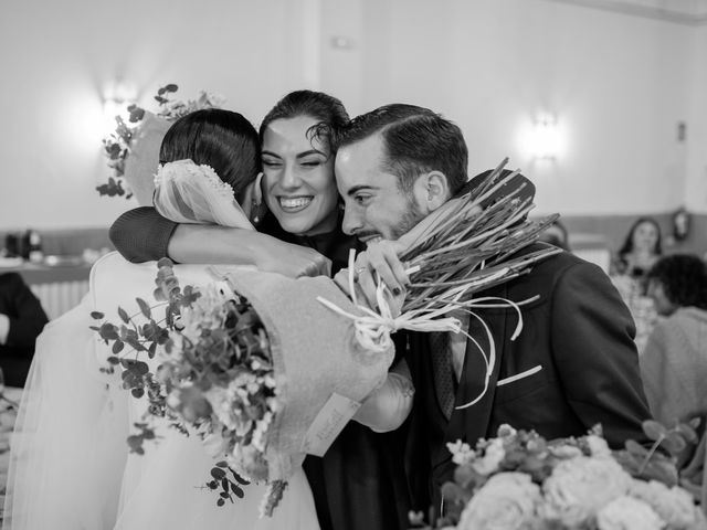 La boda de Carmen y Miguel en Alcala De Guadaira, Sevilla 35