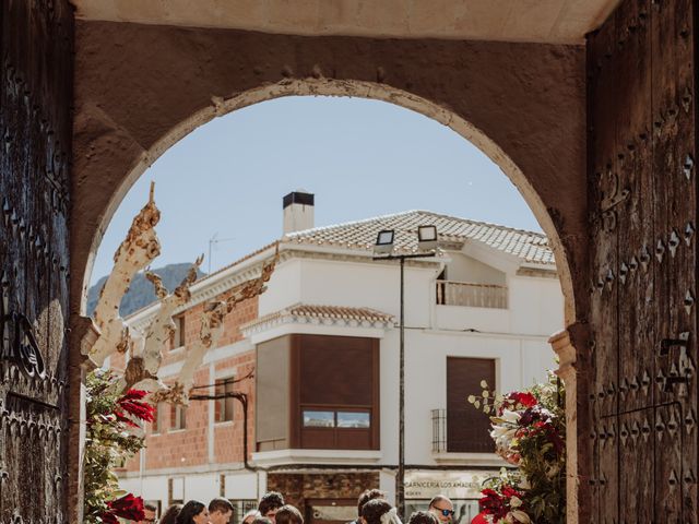 La boda de Nazaret y Antonio en Almería, Almería 27