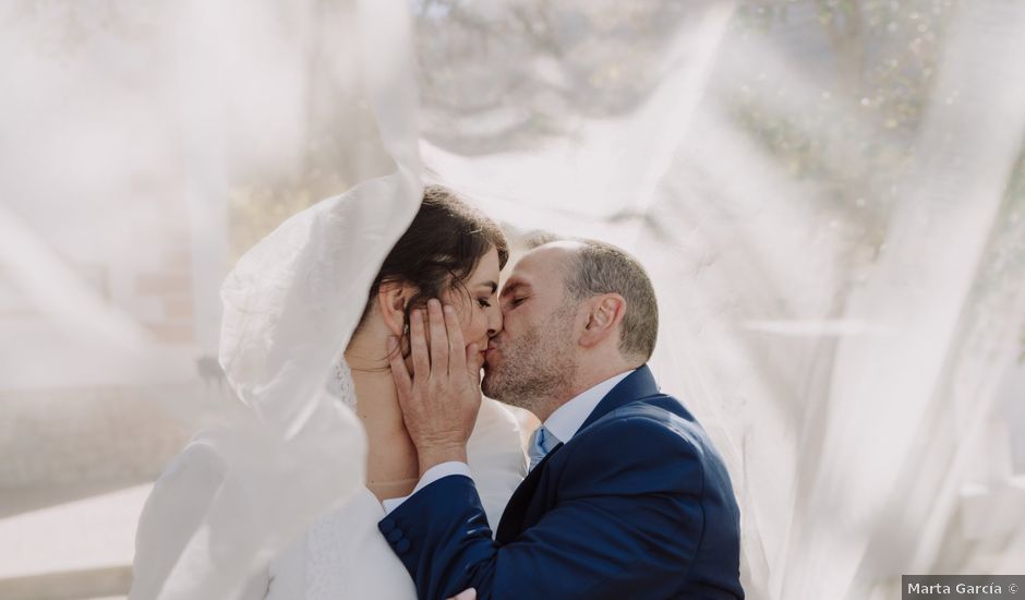 La boda de Nazaret y Antonio en Almería, Almería