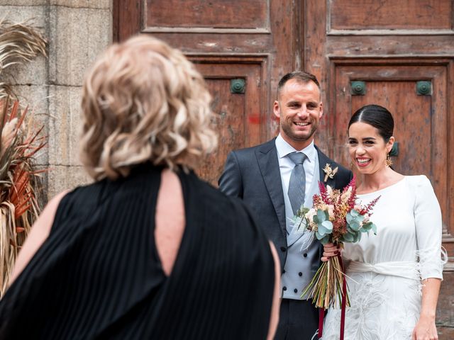 La boda de Álex y Amara en A Coruña, A Coruña 29