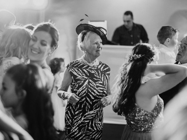 La boda de Rob y Vanessa en Donostia-San Sebastián, Guipúzcoa 166