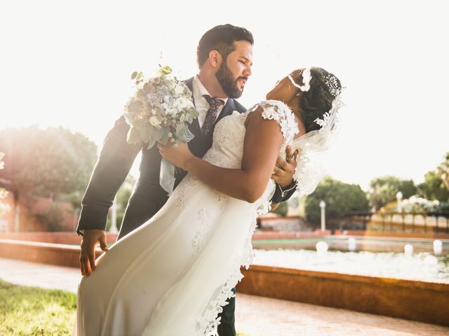 La boda de Jonathan y Génesis en Elx/elche, Alicante 2