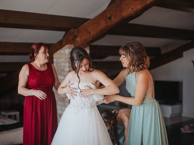 La boda de Roger y Carol en L&apos; Espunyola, Barcelona 16