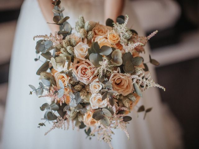 La boda de Roger y Carol en L&apos; Espunyola, Barcelona 20