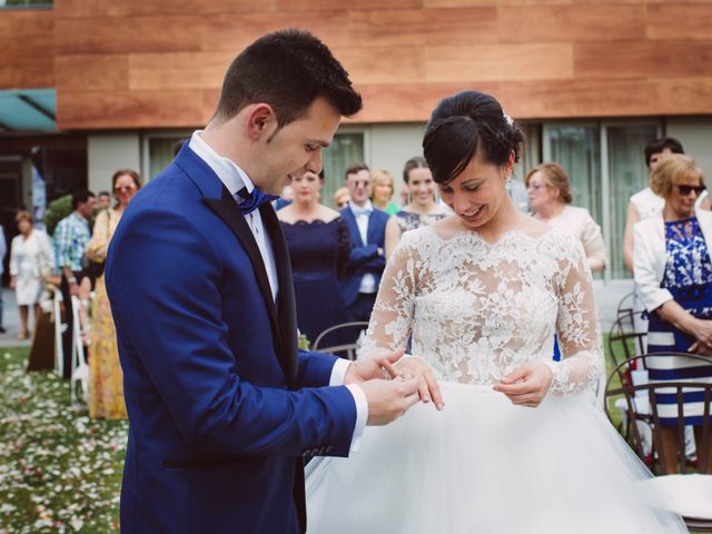 La boda de Iván y Alba en Oviedo, Asturias 17