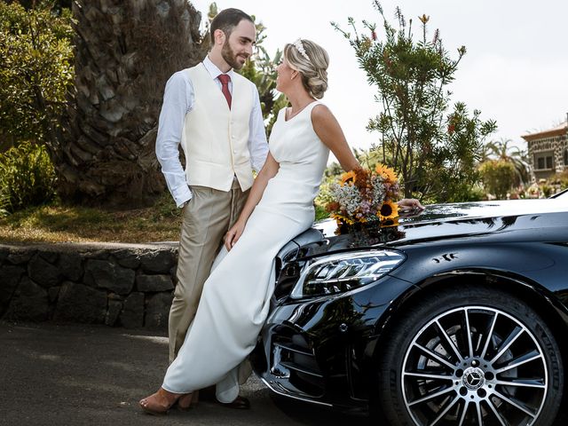 La boda de Santi y Carol en La Orotava, Santa Cruz de Tenerife 45