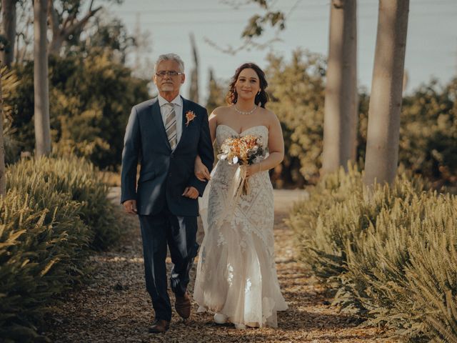 La boda de Alberto y Naddine en Picanya, Valencia 14