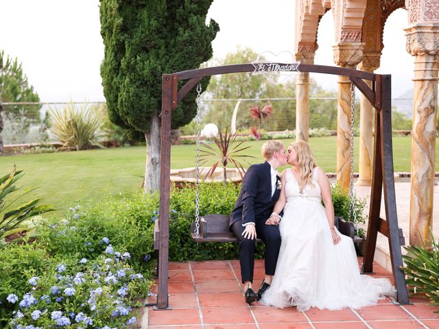 La boda de Lidia y Laura en Alhaurin De La Torre, Málaga 31