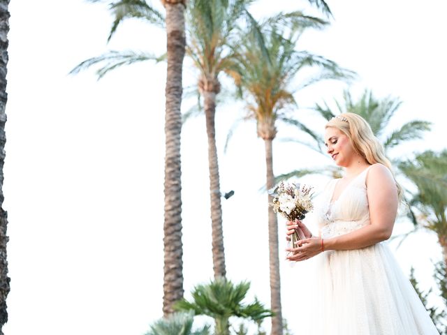 La boda de Lidia y Laura en Alhaurin De La Torre, Málaga 32