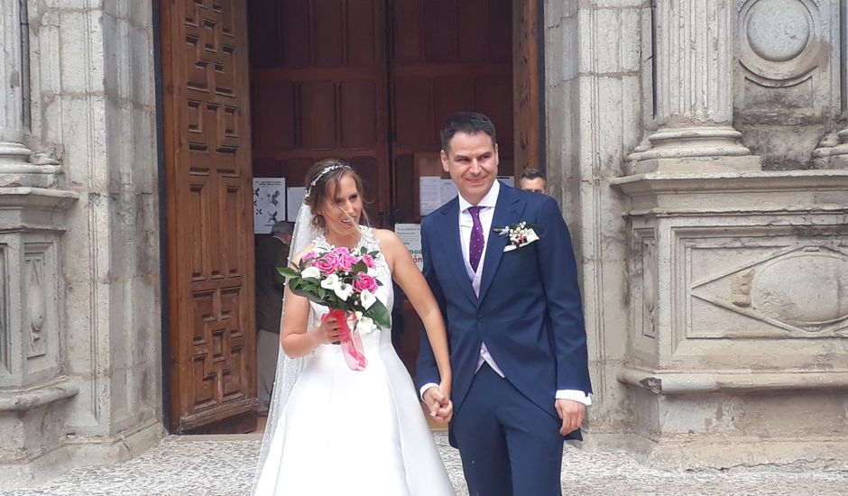 La boda de Rubén  y Lara en La Puebla De Valverde, Teruel